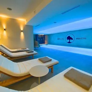 https://hotel-du-parc-fougeres.inbrittany.com