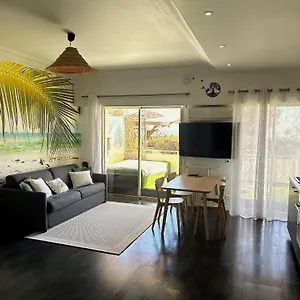 Studio Front De Mer A 10Metres De La Plage Apartment