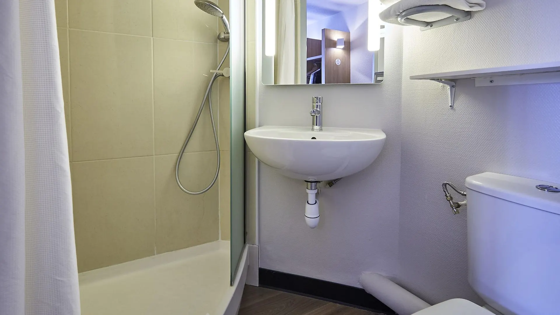 B&B Hotel Villeneuve Loubet Plage