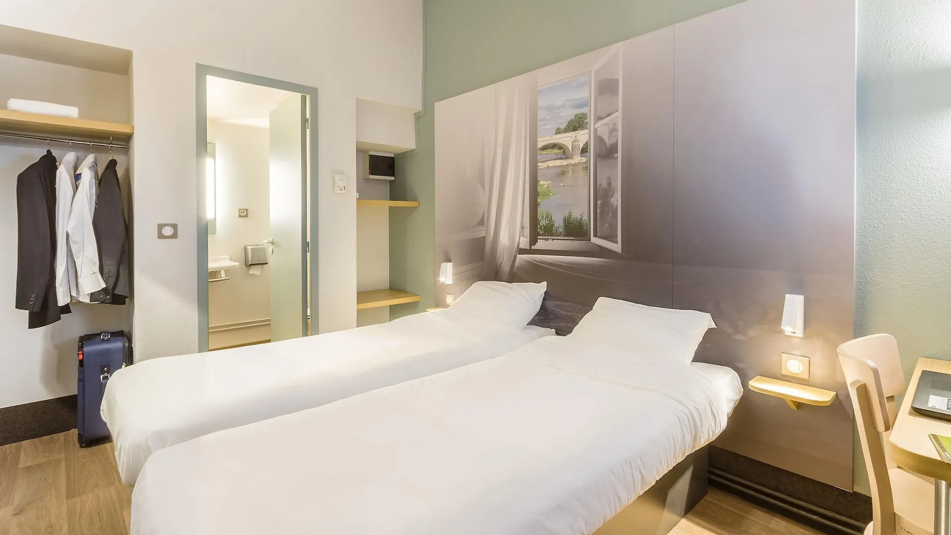 B&B Hotel Villeneuve Loubet Plage