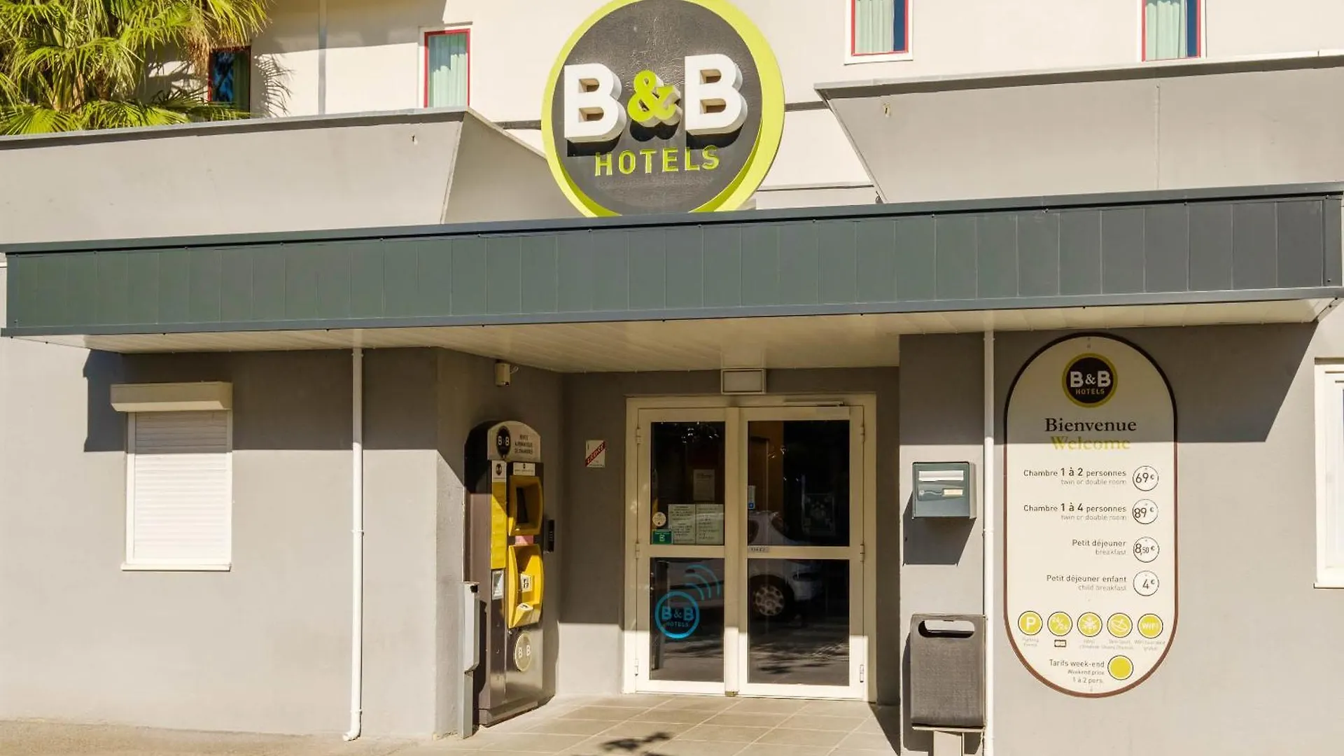 B&B Hotel Villeneuve Loubet Plage 2*, Villeneuve-Loubet